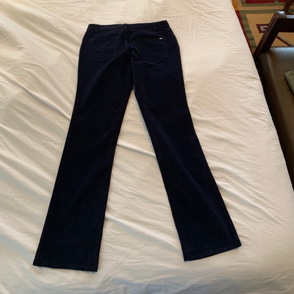 Vineyard Vines Saylor Fit Navy Corduroy Pants - Picture 4 of 4